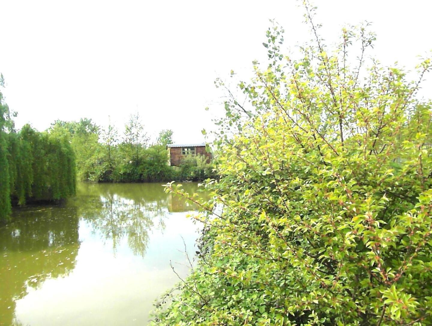 Casetta Sul Lago Albairate المظهر الخارجي الصورة